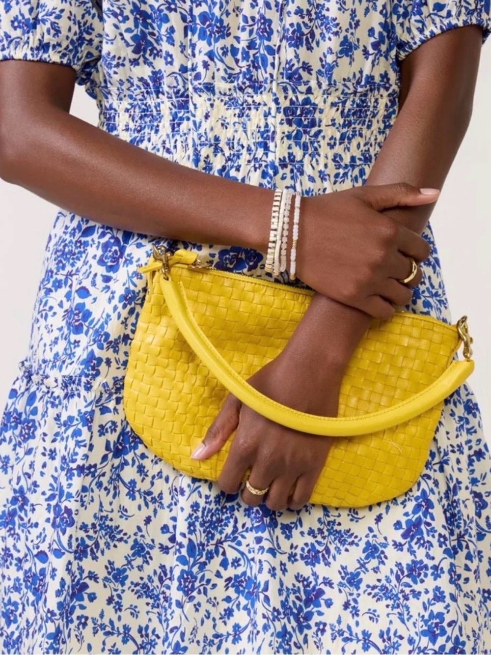 🌸CLARE V. WOVEN PETITE MOYEN🌸